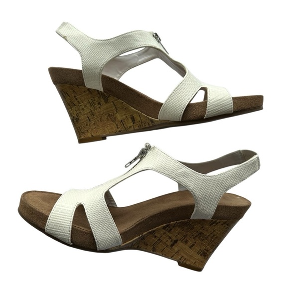 Aerosoles Plushlow Sandals White Front Zip Slingback 4 inch Wedge Heels, 9.5 - Picture 2 of 9